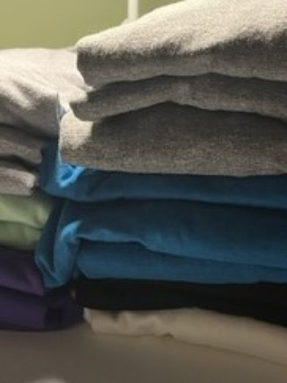 17 blank tshirts - perfect for Cricut and other projects - Gildan & Ideal T